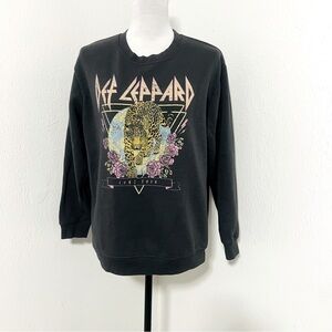 Vinyl Icons Women’s Def Leppard Band 1987 Tour Sweatshirt Large Gray/Yellow/Pink